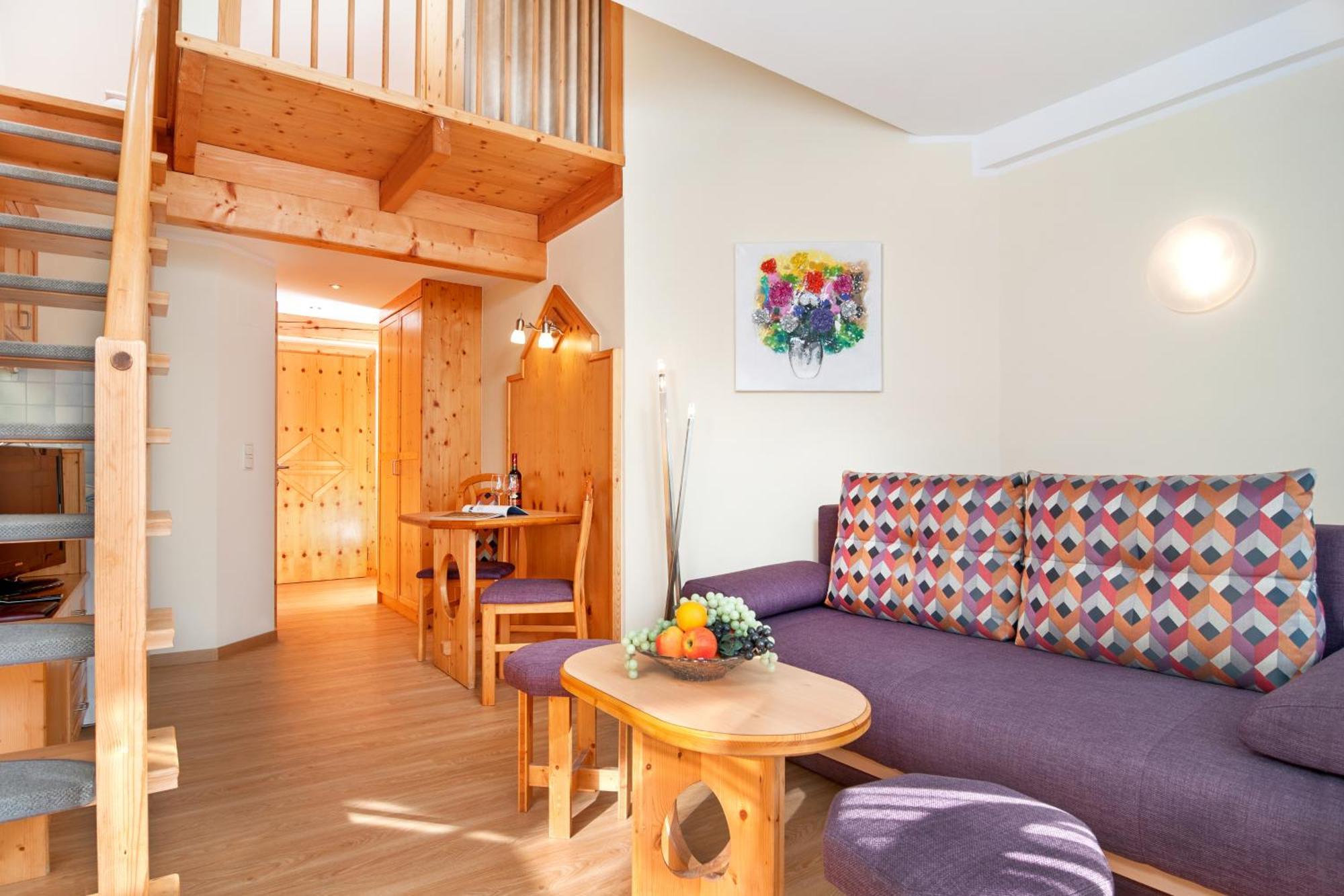 Erlebnis-Hotel-Appartements Latschach ober dem Faakersee Dış mekan fotoğraf
